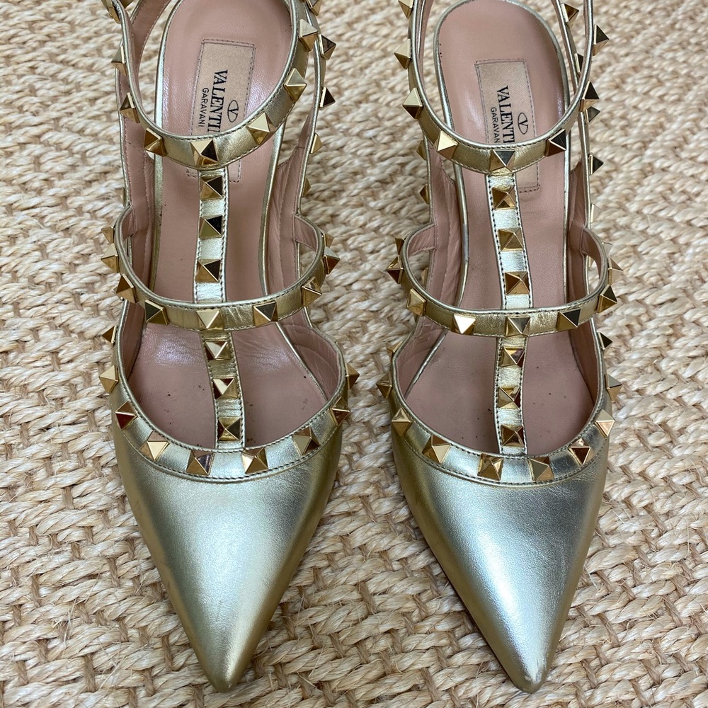 Valentino Rockstud Pump Size 39